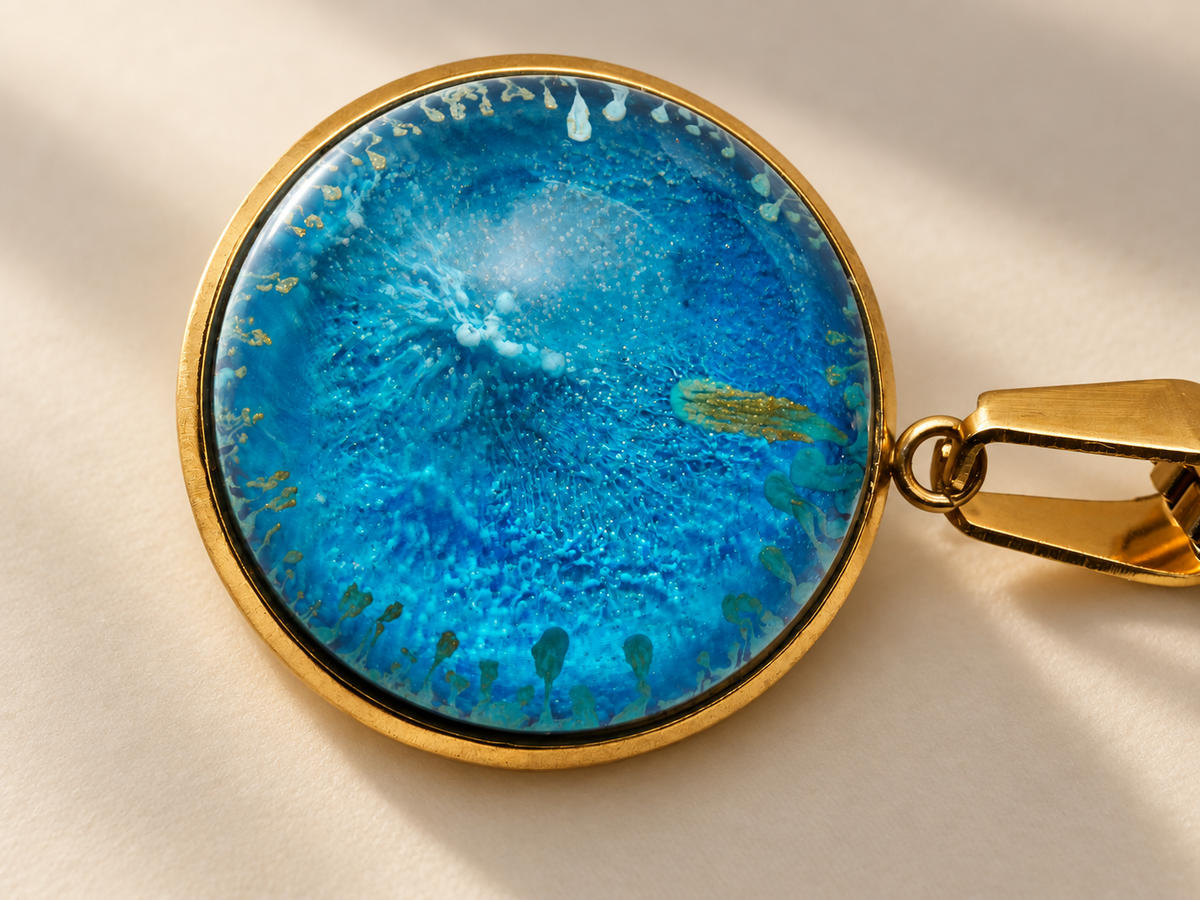 Cerulean Strata Round Pendant Necklace