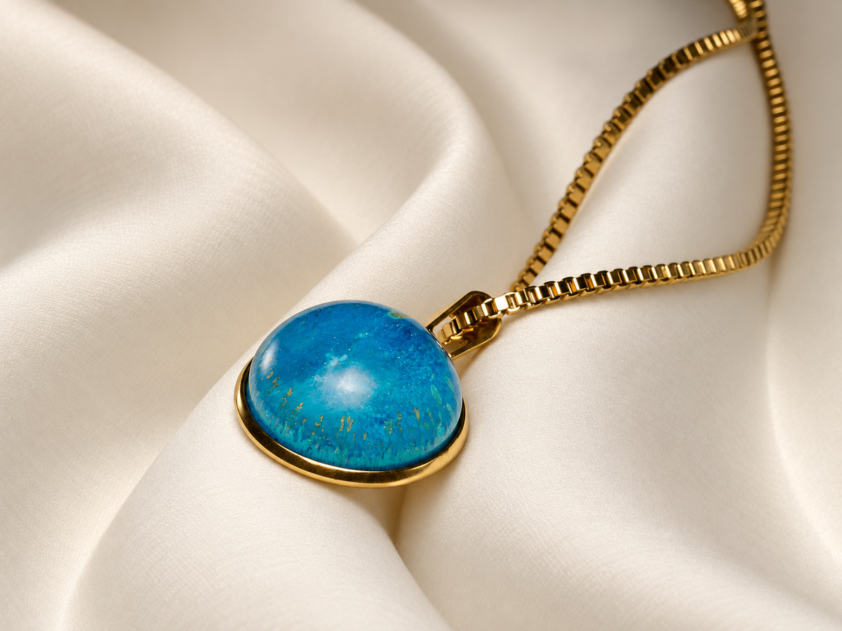 Cerulean Strata Round Pendant Necklace