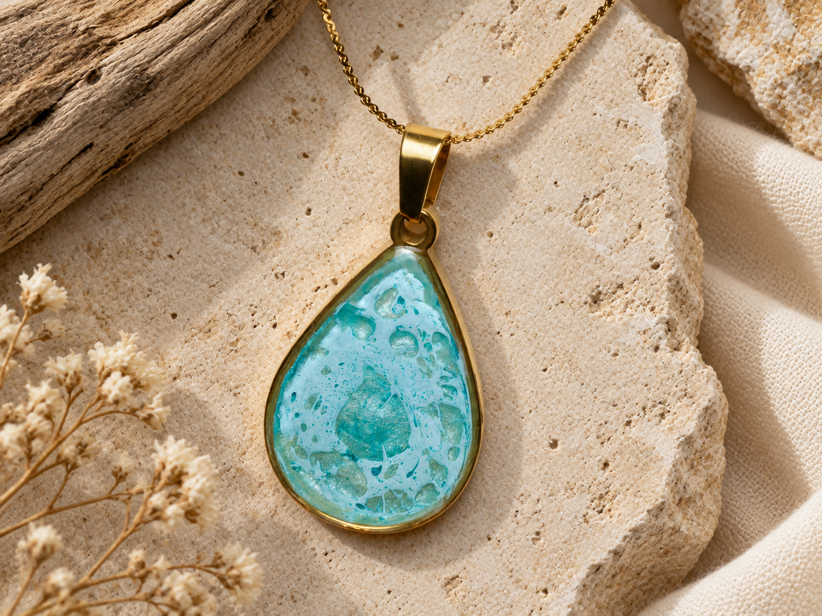Gilded Tide Teardrop Pendant Necklace
