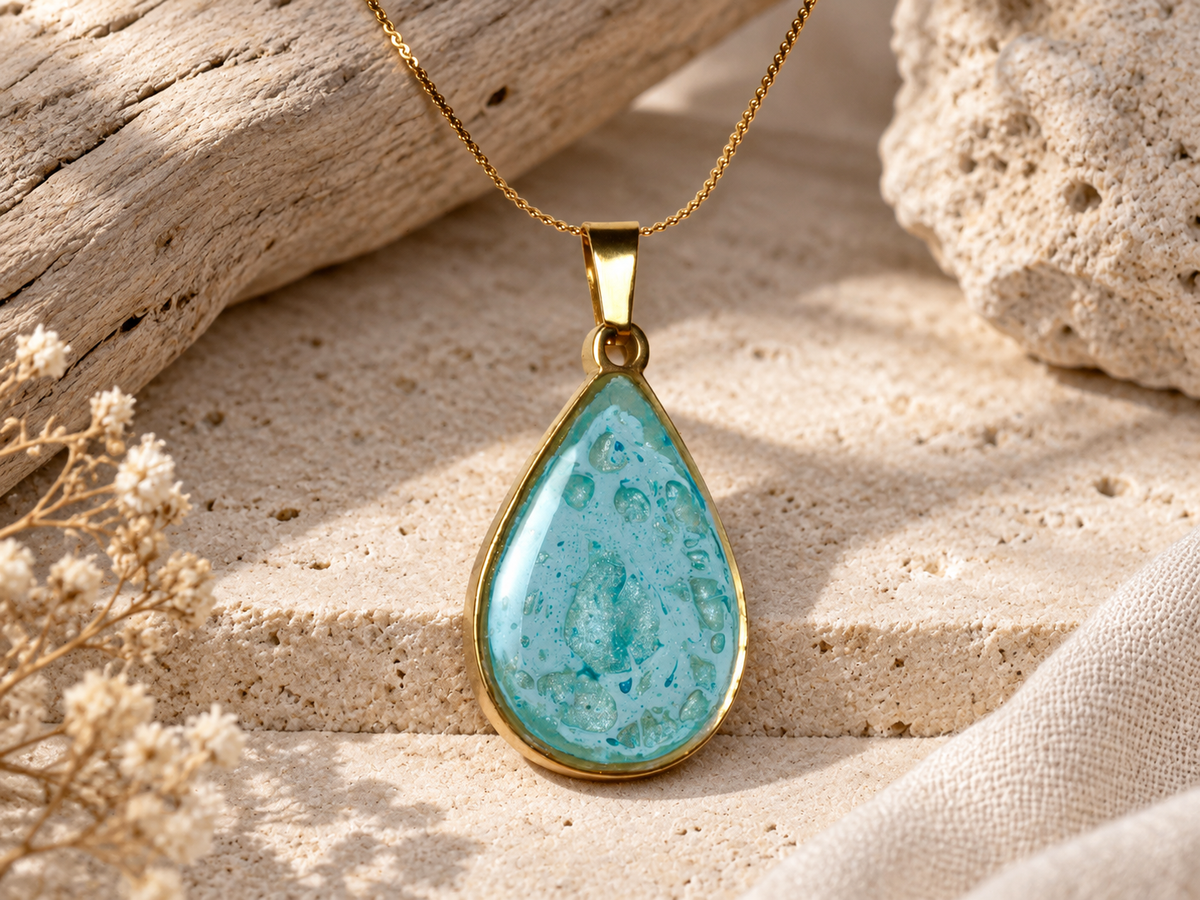 Gilded Tide Teardrop Pendant Necklace