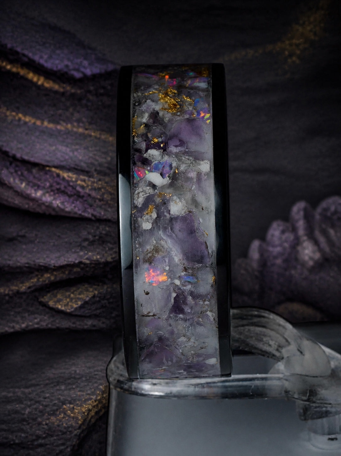 Detailed upright view of the Star-Dust Amethyst inlay