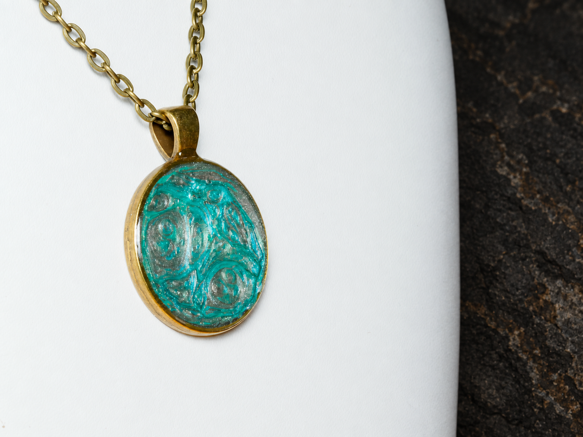 Tidal Archive round pendant side view