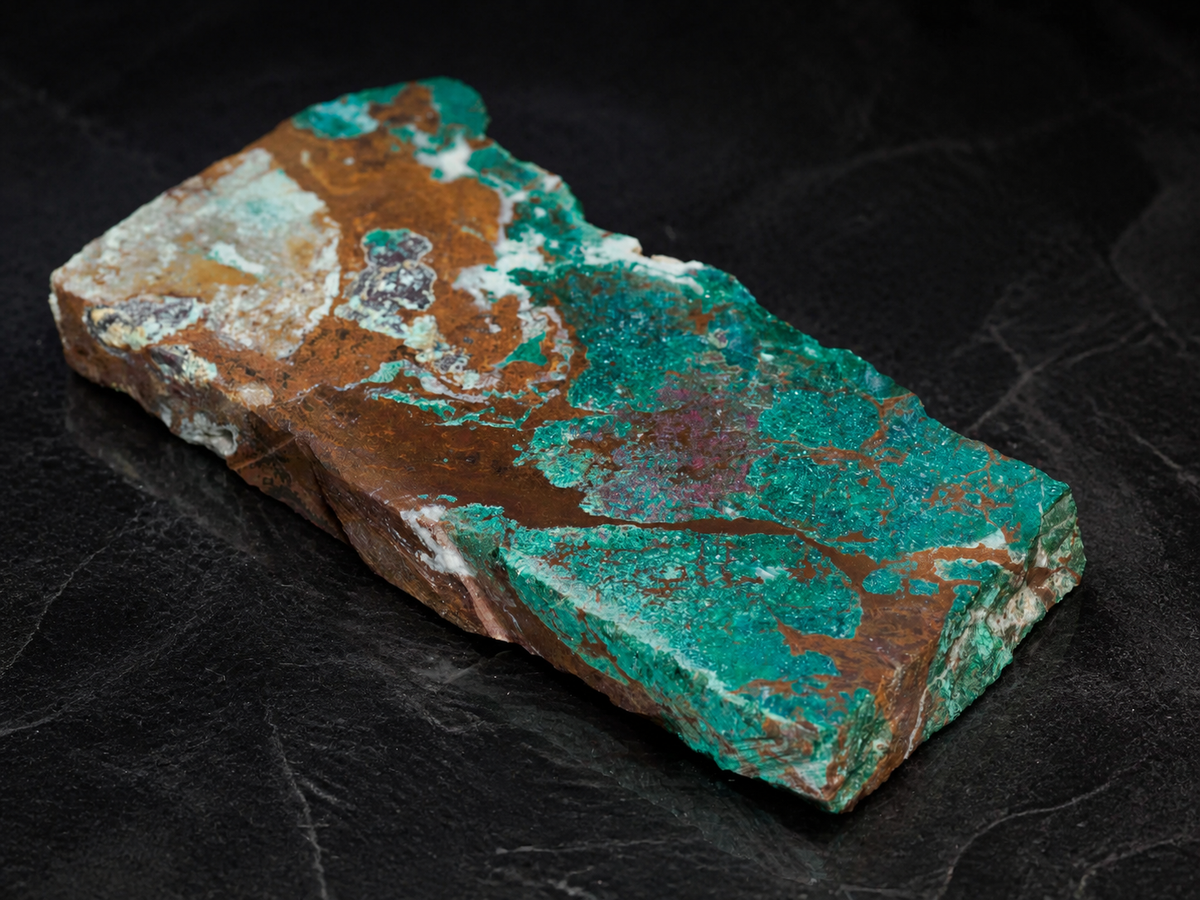 DeGrussa malachite with cuprite specimen, diagonal view