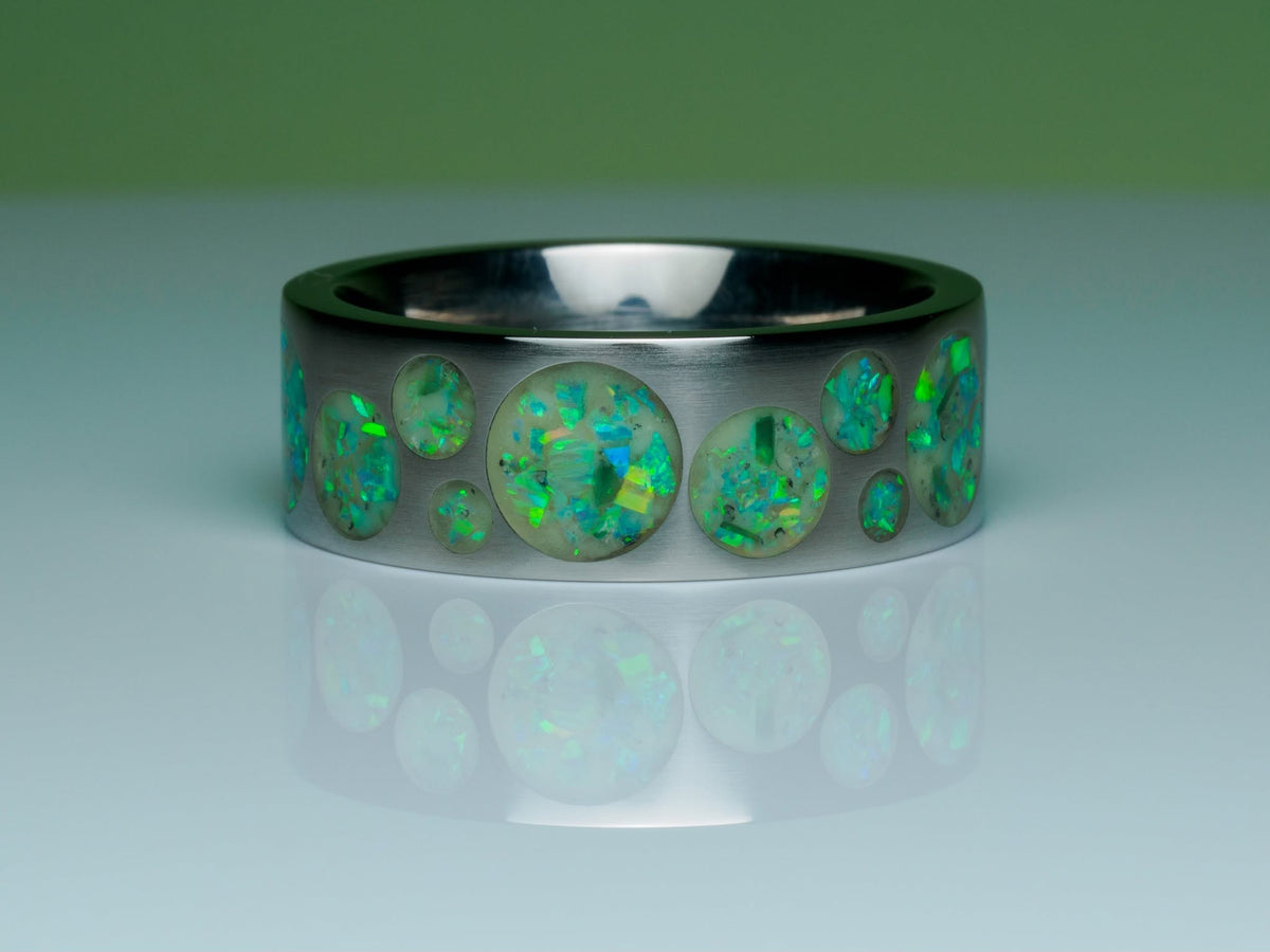 Aerial Strata: Verdant Afterglow, ring, front view.