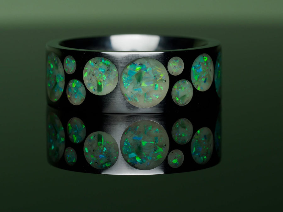 Aerial Strata: Verdant Afterglow, ring, front view.