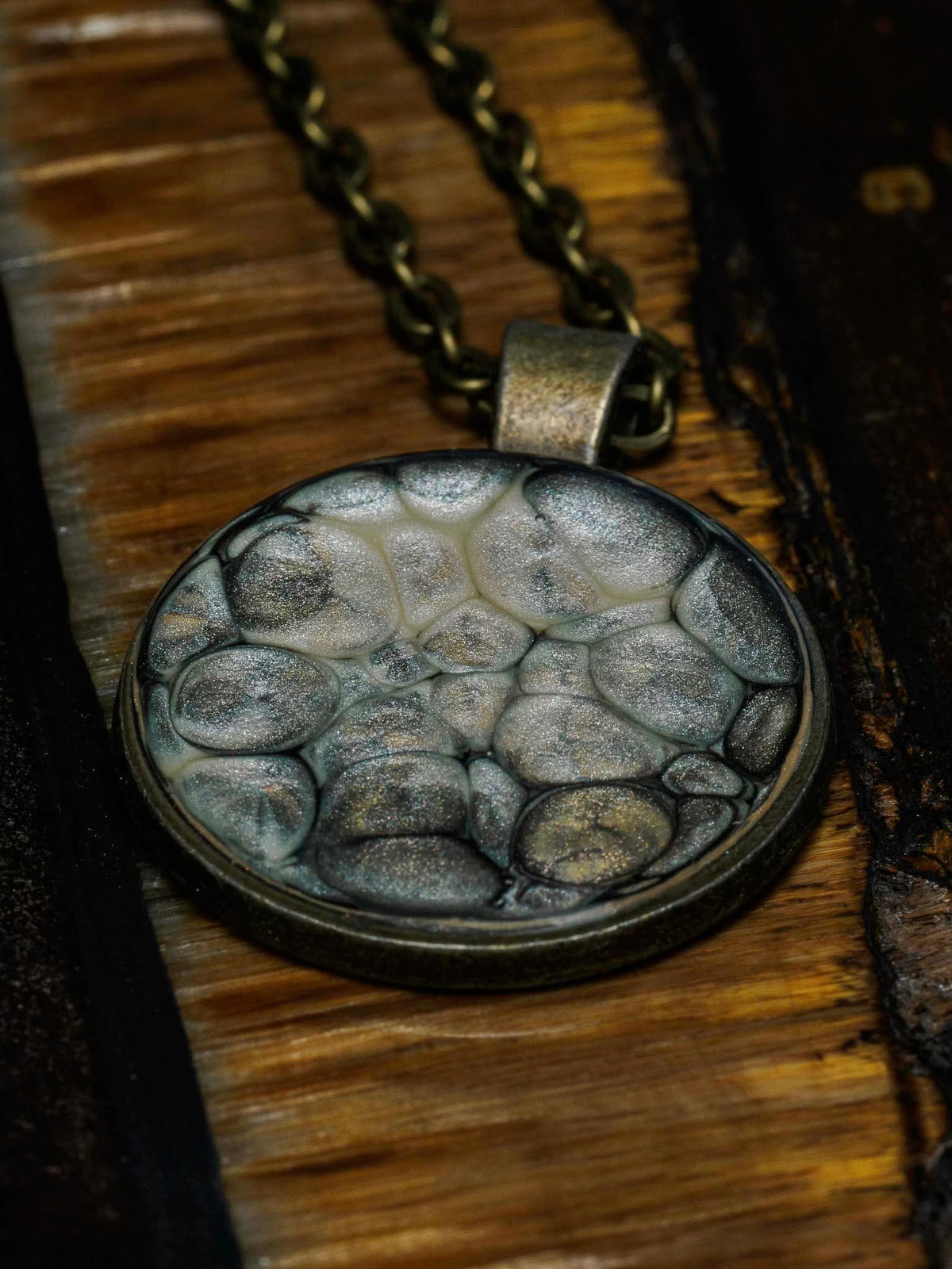 Desert Vein — Quiet Gold pendant necklace