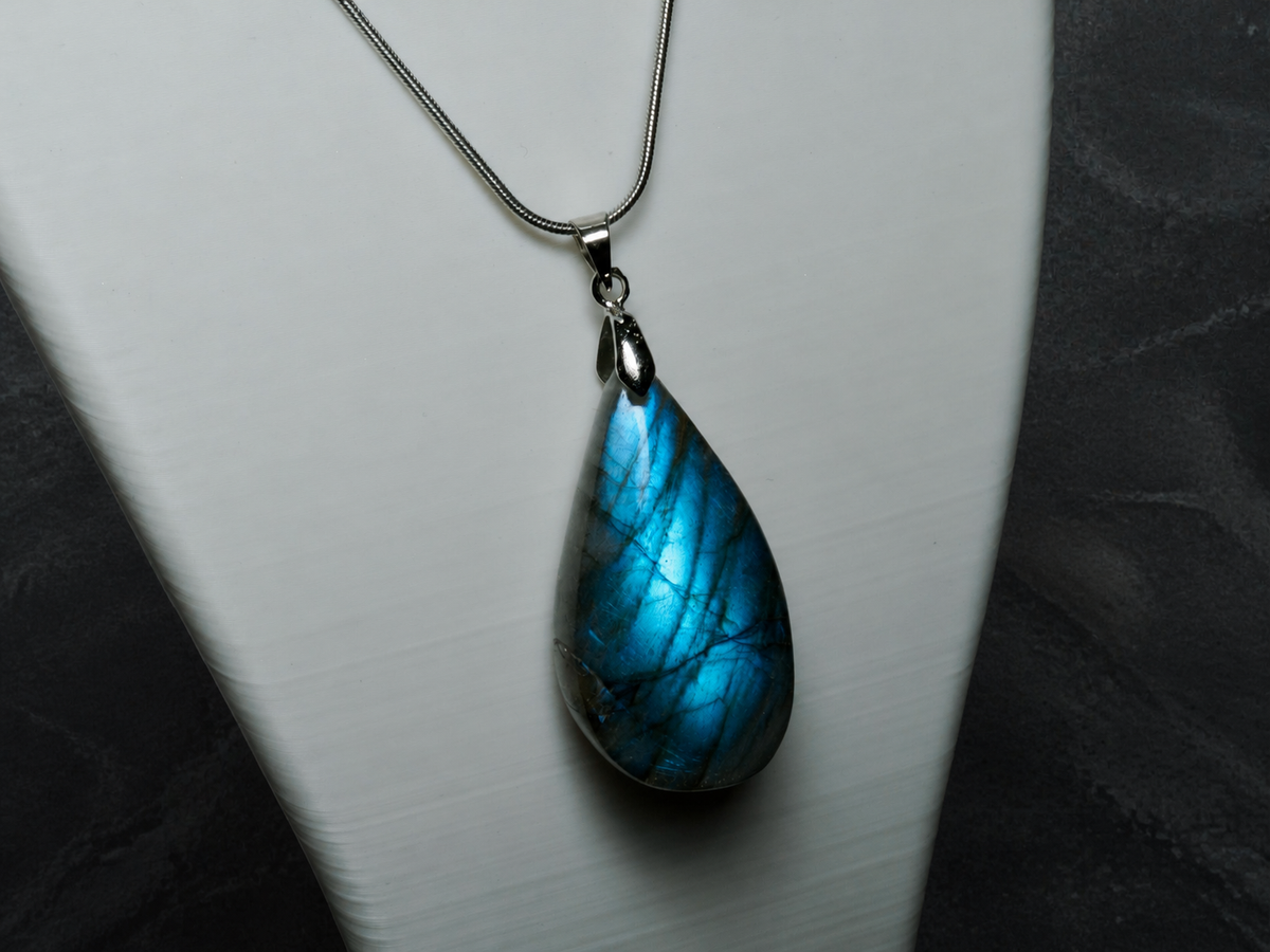 Midnight Veil natural labradorite water-drop pendant with fine silver chain